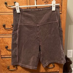 Aerie Offline Ribbed Bike Shorts with Pockets - Size L